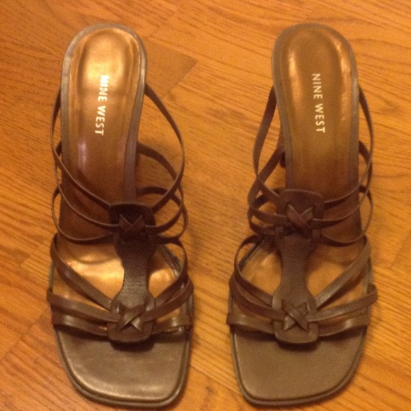 Nine West Brown slip on heel-size 8.5