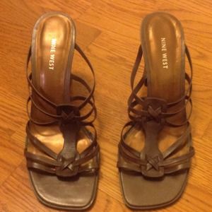 Nine West Brown slip on heel-size 8.5