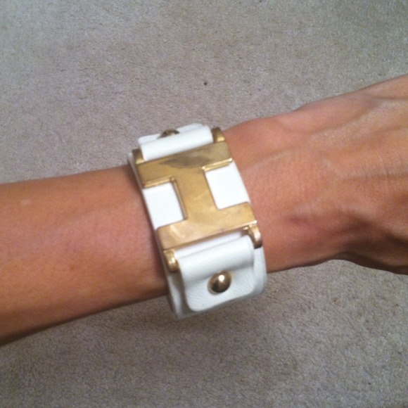 Cuff bracelet