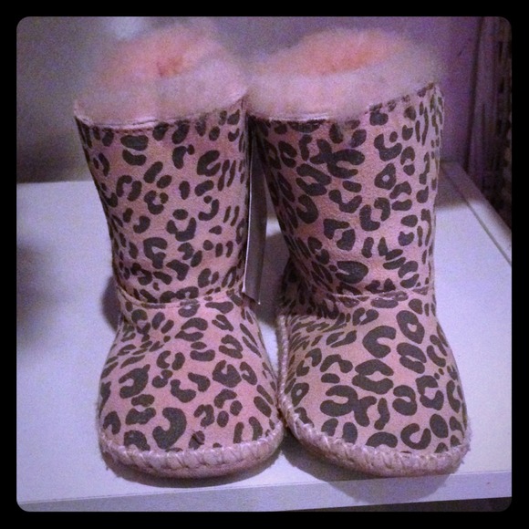 UGG Other - Toddler Uggs!