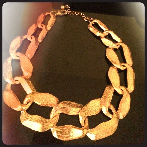 Gold link chain