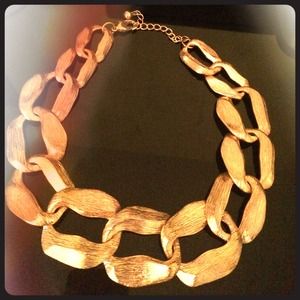 Gold link chain
