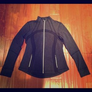 Lululemon Elastic jacket