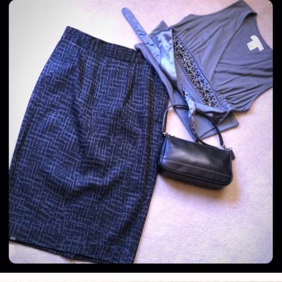 Patterned Loft pencil skirt NWT