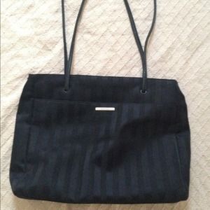 Black Nine West purse