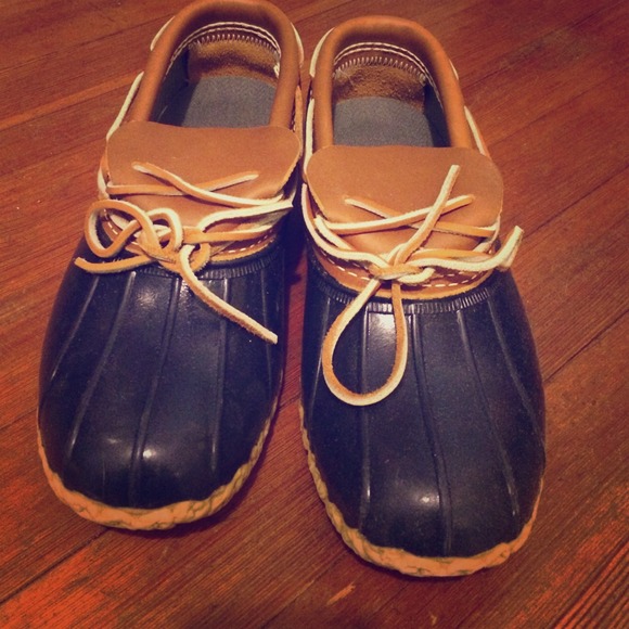 SOLD ON MERCARI. L.L. Bean shoes - Picture 1 of 3