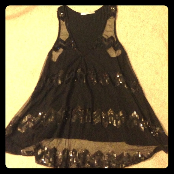 Cute black tank top