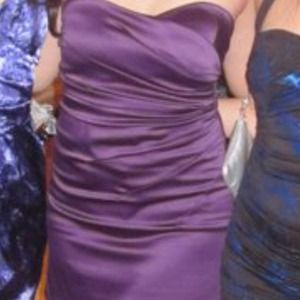 Sweetheart strapless purple dress