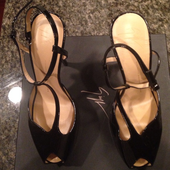 Authentic Giuseppe Zanotti pumps - Picture 3 of 4
