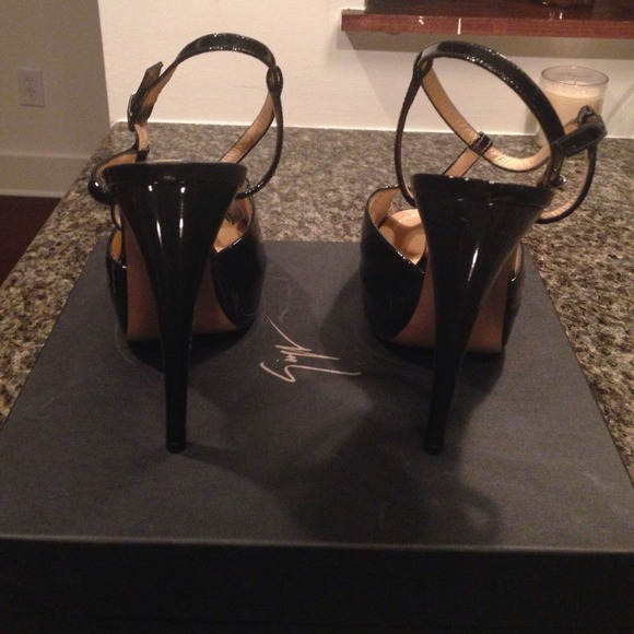 Authentic Giuseppe Zanotti pumps - Picture 4 of 4