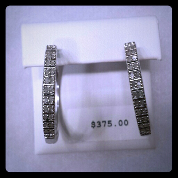 Diamond earrings .50ctw - Picture 1 of 2