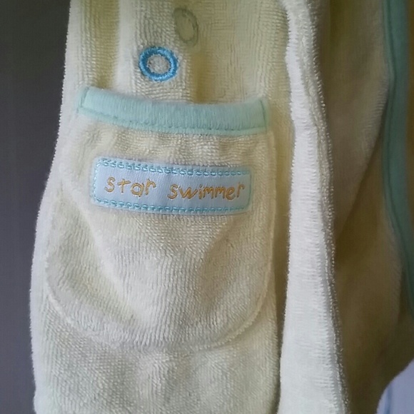 Yellow Infant Bath Robe - Picture 2 of 3
