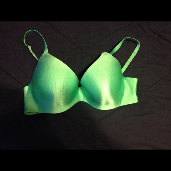 Victoria's Secret green bra