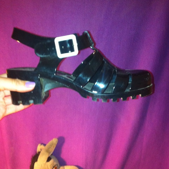 jelly sandals