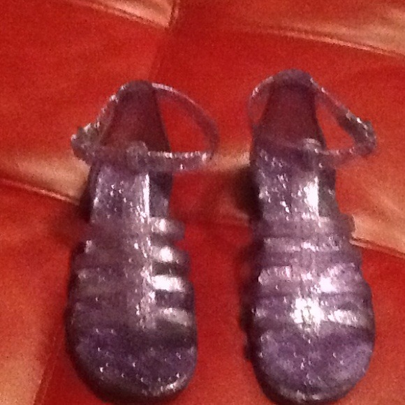 Toddler girls shoes. BID