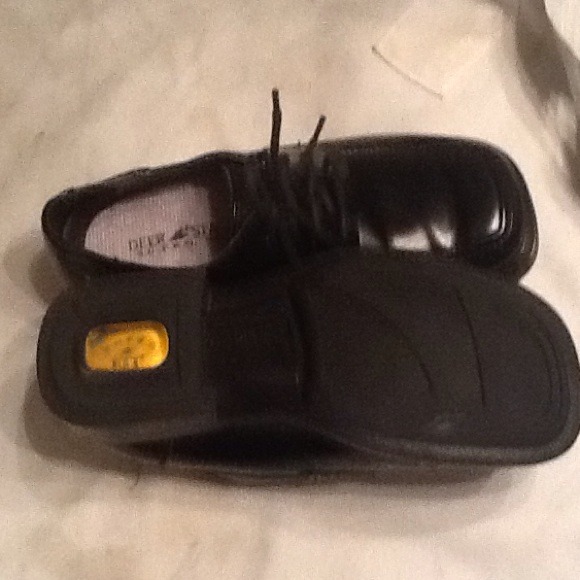 Toddler boy shoes. BID - Picture 3 of 3
