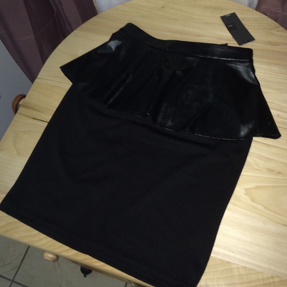 Black skirt