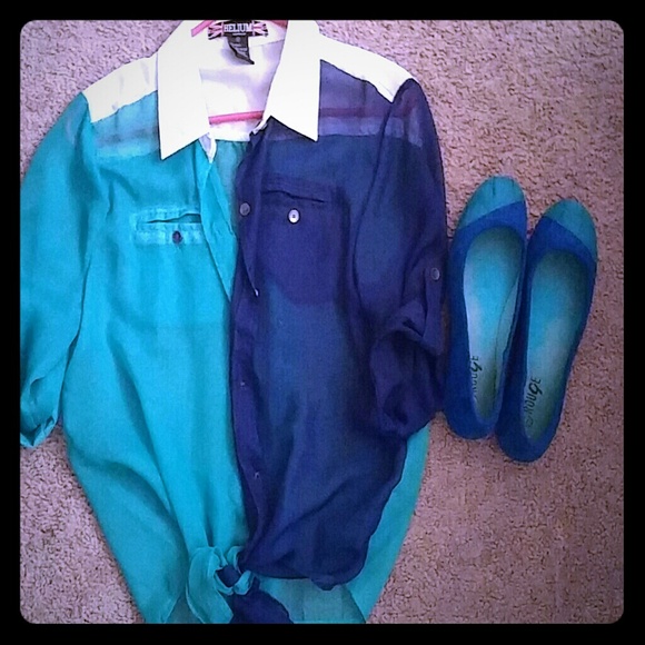 Flare top with matching shoes.