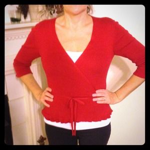 Stunning red wrap around 3/4 length sleeve sweater