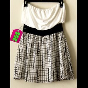 Never worn black and white strapless dress