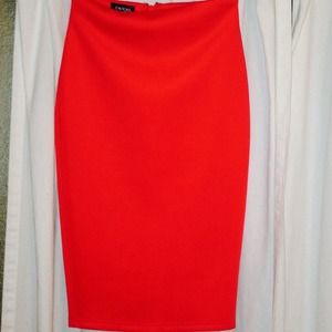 Bebe XS High Waisted Skirt worn once