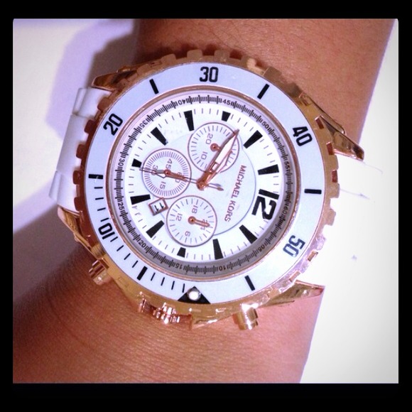 Mk watch