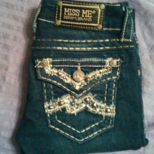 Miss me jeans, size 23, new without tags