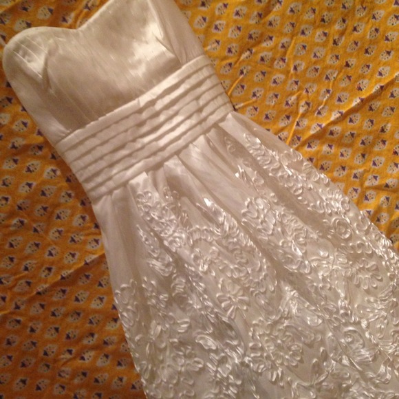 Princess Dress 💍 - Picture 2 of 4