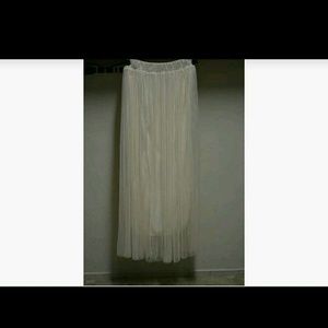 white maxi skirt