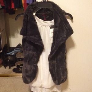 Fur vest size x-small