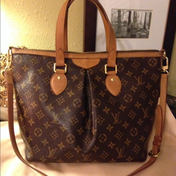 ❌❌Sold Privately💯Auth LV Palermo PM - Picture 1 of 3