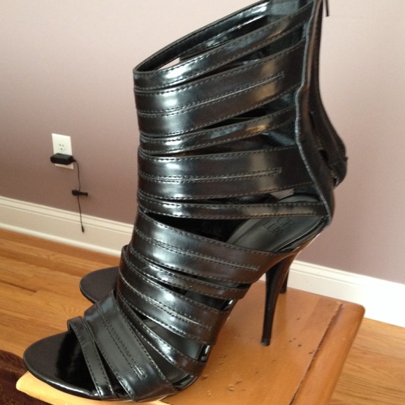 Shoes - Stilettos Size 8