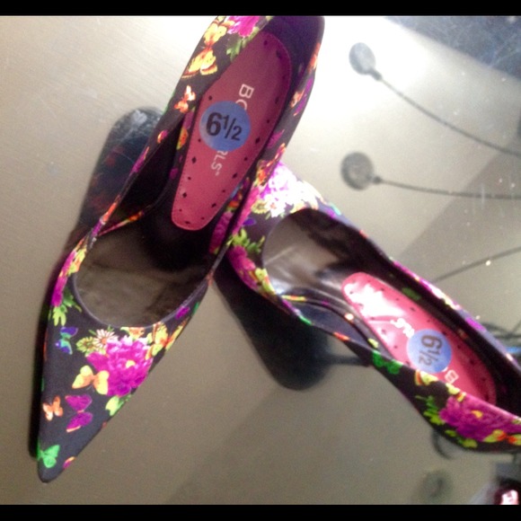 BCBG CUTE HEALS