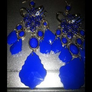 Bebe royal blue statement earrings