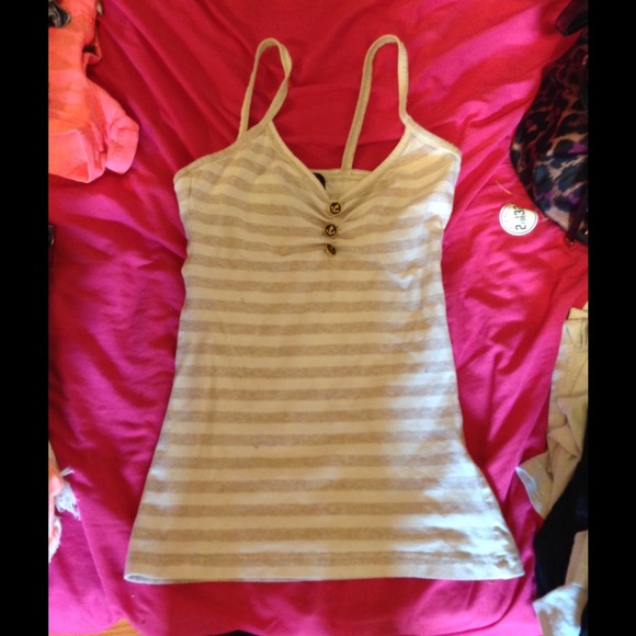 Kardashian tank - Picture 1 of 2