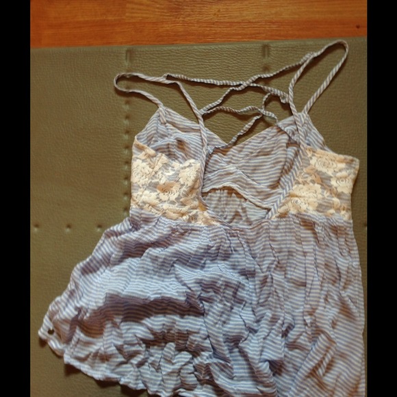 Abercrombie shirt - Picture 2 of 2