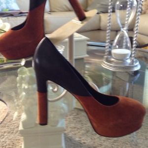 Dolce Vita Brown Suede and Black Leather Heels