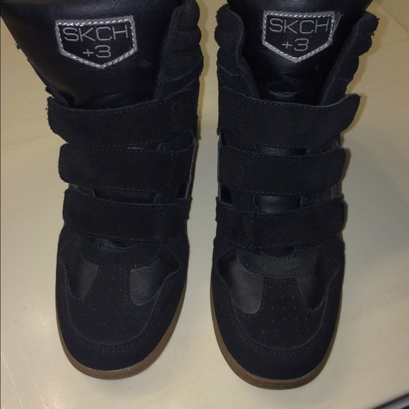 Skechers shoes