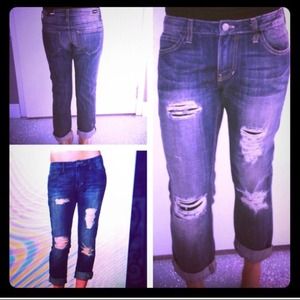 Distressed Boyfriend jeans