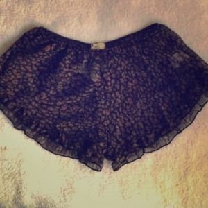 Brandy Melville Vodi shorts by John Gault