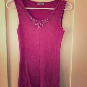 Cute maroon comfy tank