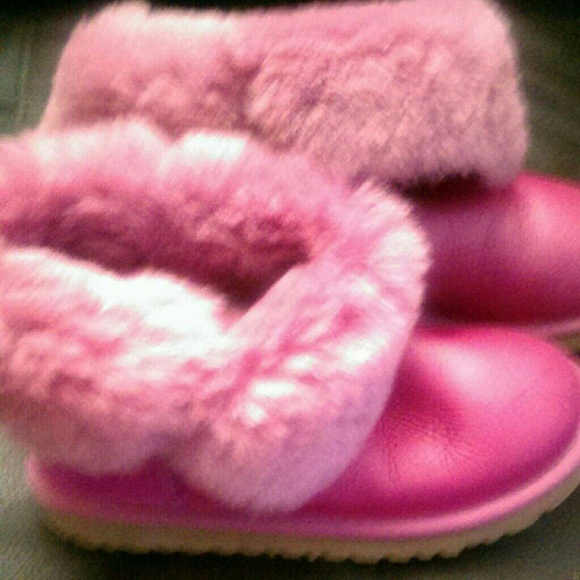Girls Authentic Ugg Boots