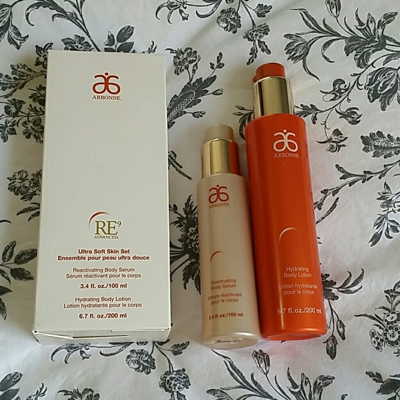 Arbonne Ultra Soft Skin Set