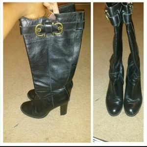 Black boots *SOLD*