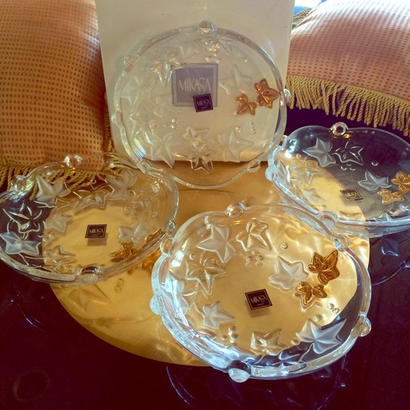 Mikasa 4 Decorative Glass Bowls - Gift for Her - Picture 1 of 2