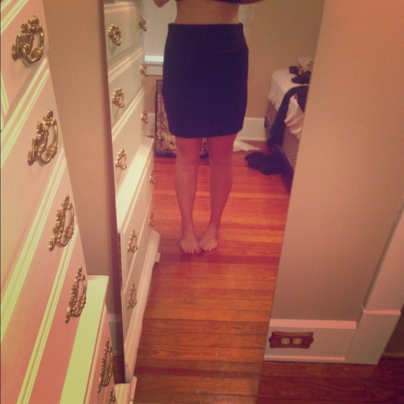 Black pencil skirt
