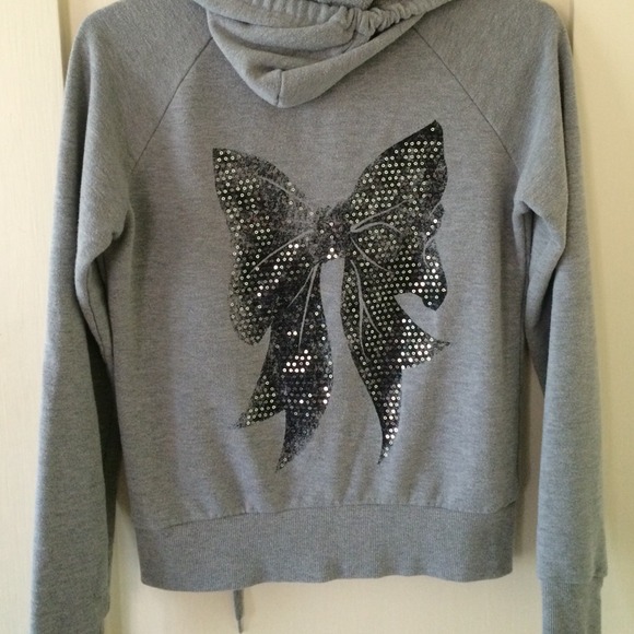 Super adorable wet seal bow hoodie - Picture 2 of 3
