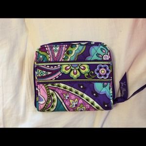 Vera bradley wallet.