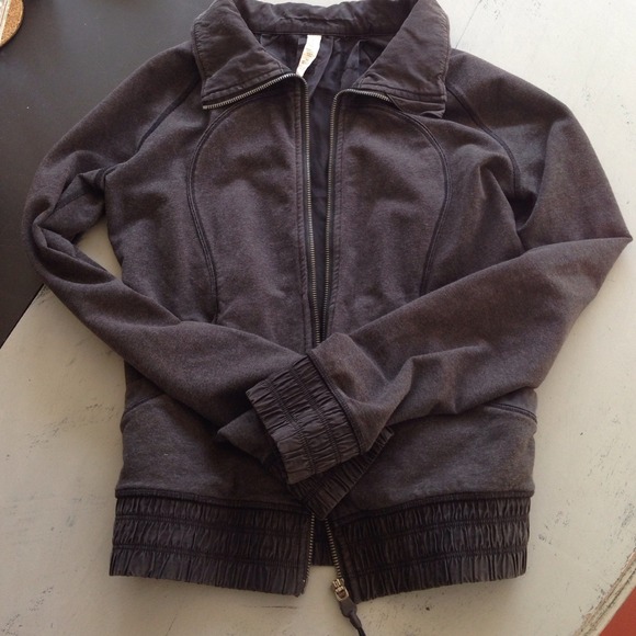 Lulu jacket - Picture 1 of 4