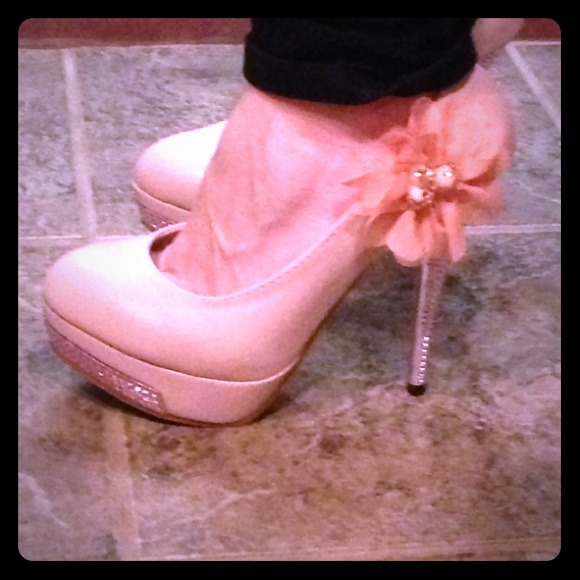 Light pink heels
